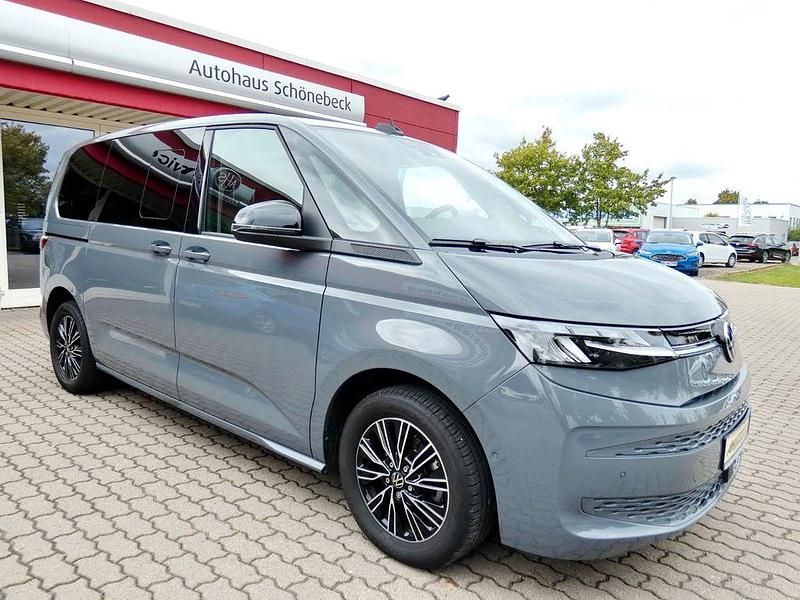 Grau Gebraucht 2024 VW T7 Life Van | 53.270 € (Fairer Preis) - Bild 1/4