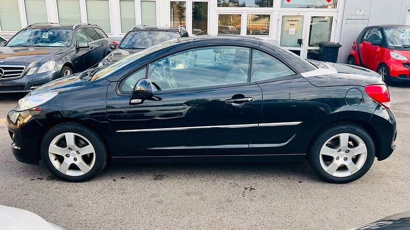 Schwarz Gebraucht 2013 Peugeot 207 CC Cabrio | 5.400 € (Fairer Preis) - Bild 1/4