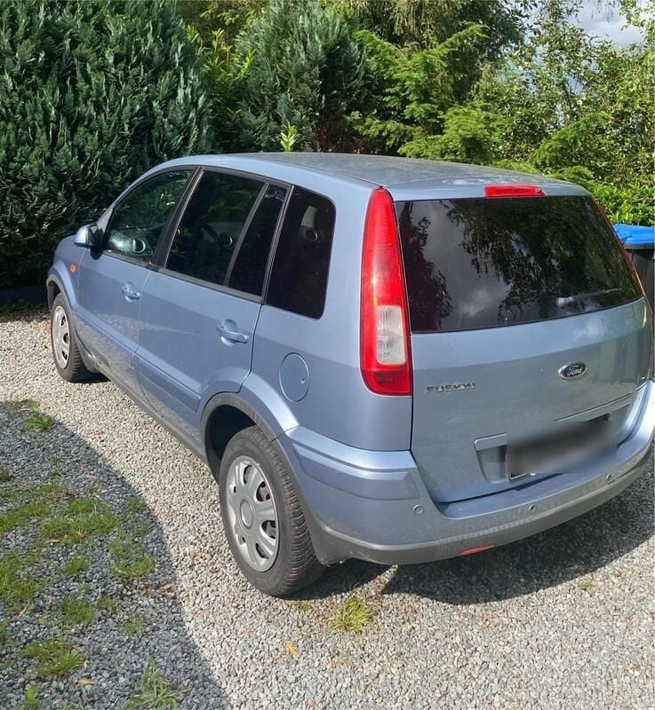 Blau Gebraucht 2006 Ford Fusion Limousine | 2.990 € (Guter Preis) - Bild 1/4