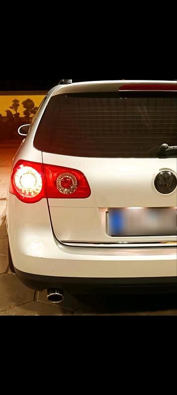 Gebraucht VW Passat 122 PS (89 kW) 2008 Silber Kombi