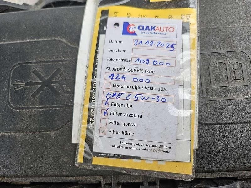 Gebraucht Opel Insignia Dynamic 136 PS (100 kW) 2017 Kleinwagen