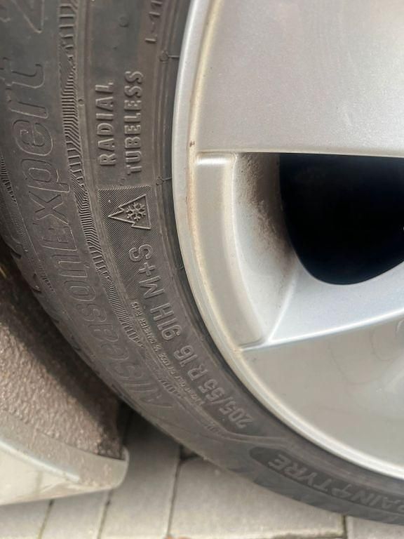 Gebraucht BMW 320 150 PS (110 kW) 2007 Grau Limousine