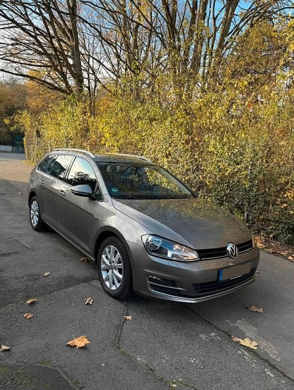 Gebraucht VW Golf VII 110 PS (80 kW) 2015 Grau Limousine