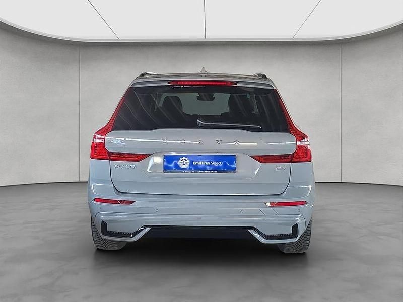 Gebraucht Volvo XC60 Plus 197 PS (144 kW) 2024 Grau SUV
