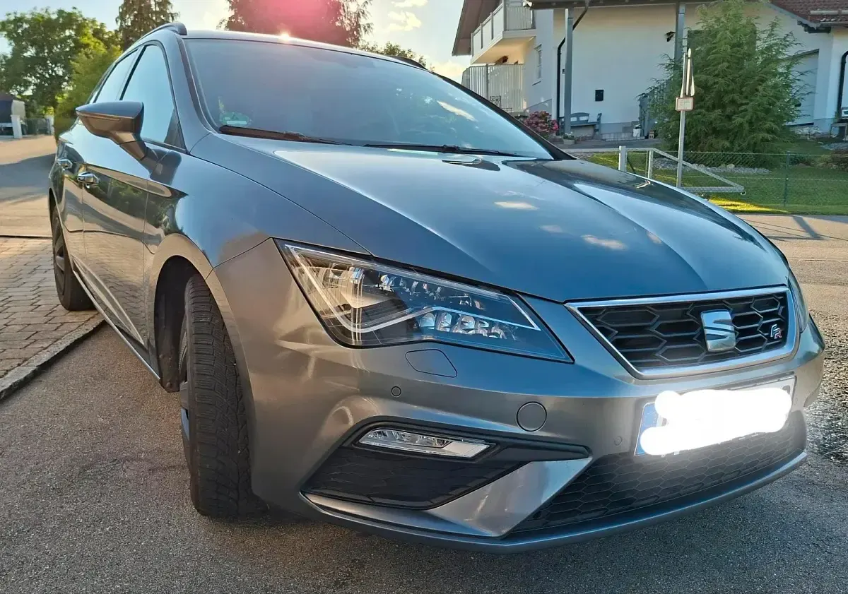 Gebraucht Seat Leon ST FR 150 PS (110 kW) 2018 Grau Kombi