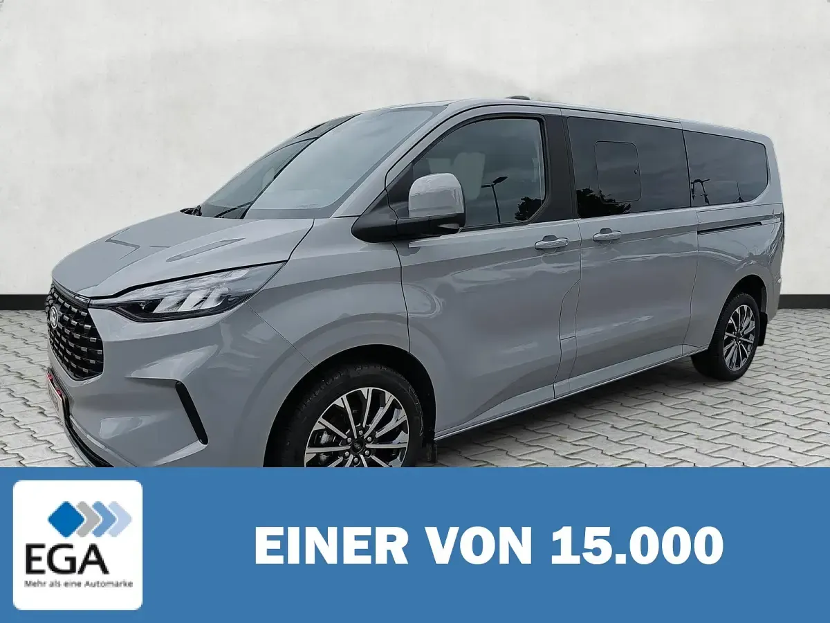 Neu Ford Tourneo Custom Titanium X 170 PS (125 kW) 2026 Grau Van
