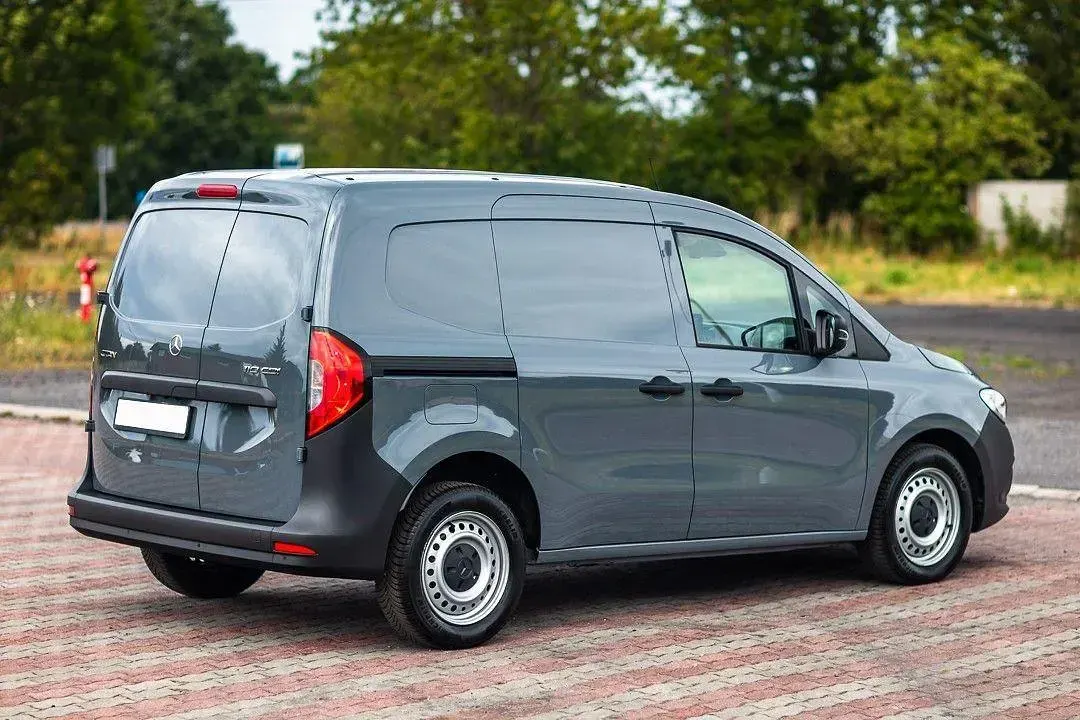 Gebraucht Mercedes Citan 110 95 PS (69 kW) 2025 Grau Van / Kleinbus