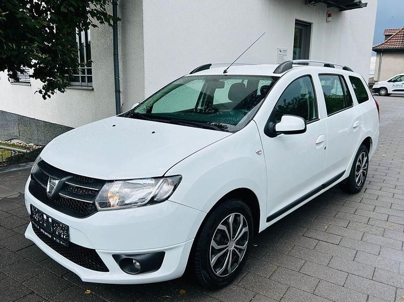 Weiß Gebraucht 2015 Dacia Logan MCV Lauréate Kombi | 5.500 € (Fairer Preis) - Bild 1/4