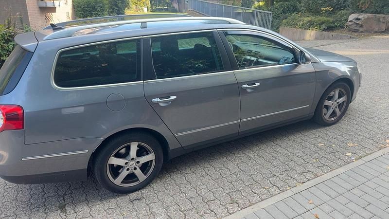 Gebraucht VW Passat 170 PS (125 kW) 2008 Grau Kombi