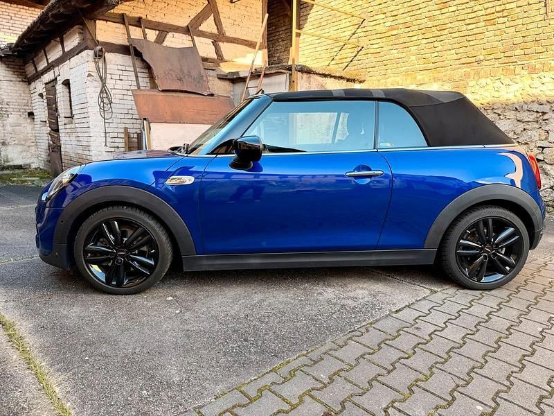 Gebraucht Mini Cooper S Cabriolet 192 PS (141 kW) 2019 Blau Cabrio