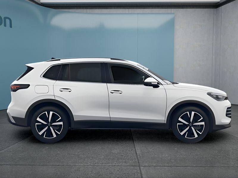 Weiß Neu 2025 VW Tiguan SUV | 51.149 € (Etwas zu teuer) - Bild 1/4