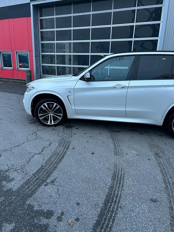 Gebraucht BMW X5 381 PS (280 kW) 2014 Weiß SUV