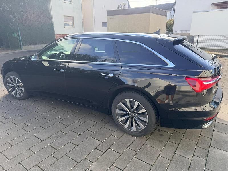 Gebraucht Audi A6 204 PS (150 kW) 2019 Schwarz Kombi