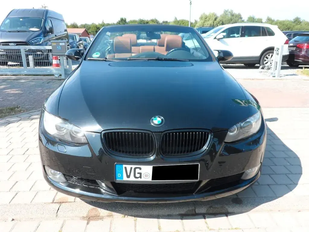Gebraucht BMW 325 218 PS (160 kW) 2007 Schwarz Cabrio