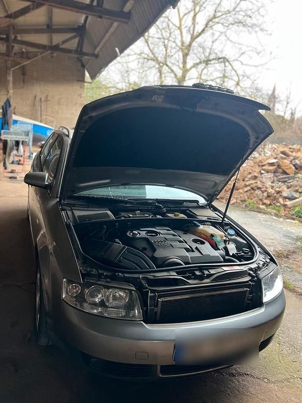 Gebraucht Audi A4 110 PS (80 kW) 2003 Grau Kombi