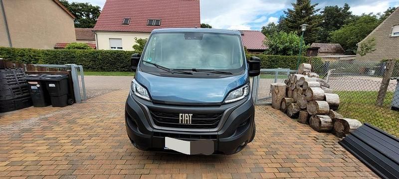 Grau Gebraucht 2023 Fiat Ducato Van | 26.995 € (Superpreis) - Bild 1/4