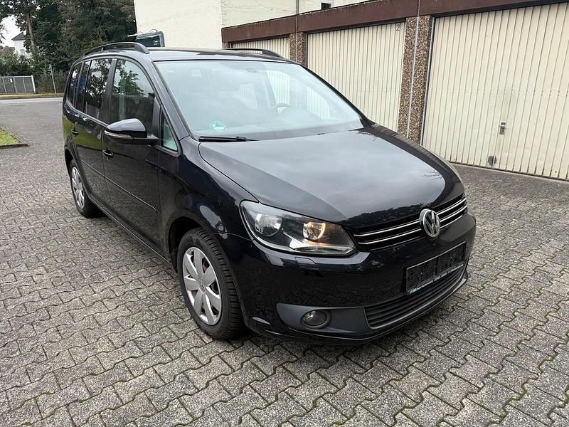Schwarz Gebraucht 2012 VW Touran Van / Kleinbus | 6.900 € (Fairer Preis) - Bild 1/4
