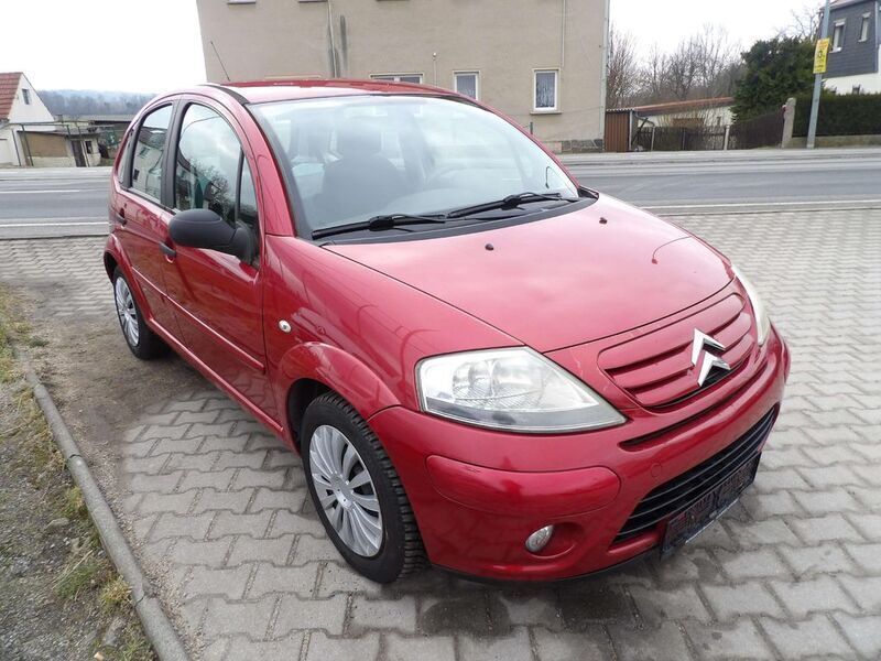 Gebraucht Citroën C3 Comfort 73 PS (53 kW) 2007 Rot Kleinwagen