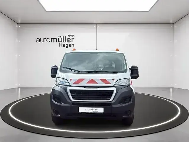 Gebraucht Peugeot Boxer 140 PS (102 kW) 2020 Weiß Van