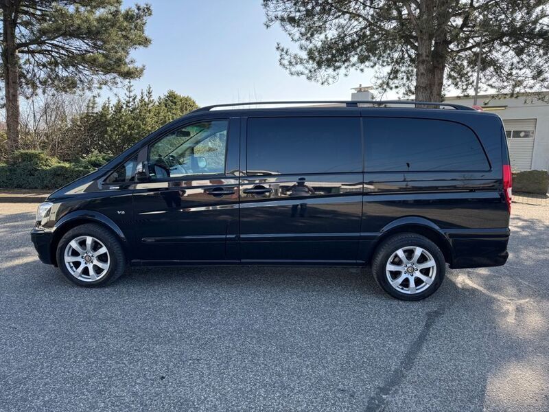 Schwarz Gebraucht 2011 Mercedes Viano Edition Van / Kleinbus | 16.499 € (Superpreis) - Bild 1/4