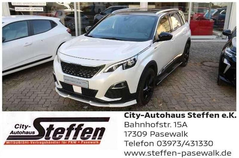 Weiß Gebraucht 2017 Peugeot 5008 GT-line SUV | 19.900 € (Superpreis) - Bild 1/4