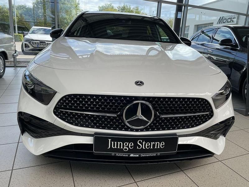 Gebraucht Mercedes A200 Advanced Plus 150 PS (110 kW) 2025 Weiß Limousine