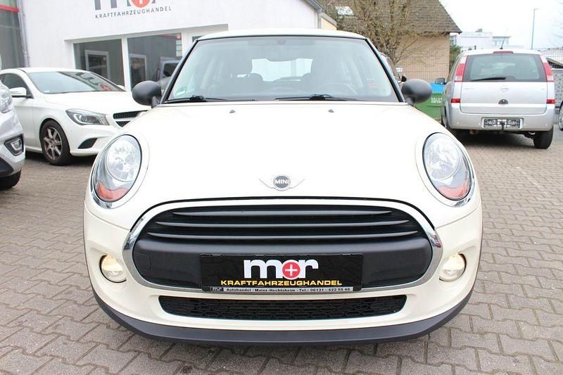Second-hand Mini ONE 102 CP (75 kW) 2016 Alb Hatchback