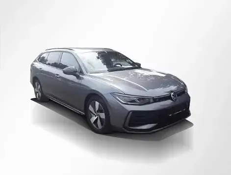 Gebraucht VW Passat Style 150 PS (110 kW) 2024 Diabasgrau metallic Kombi