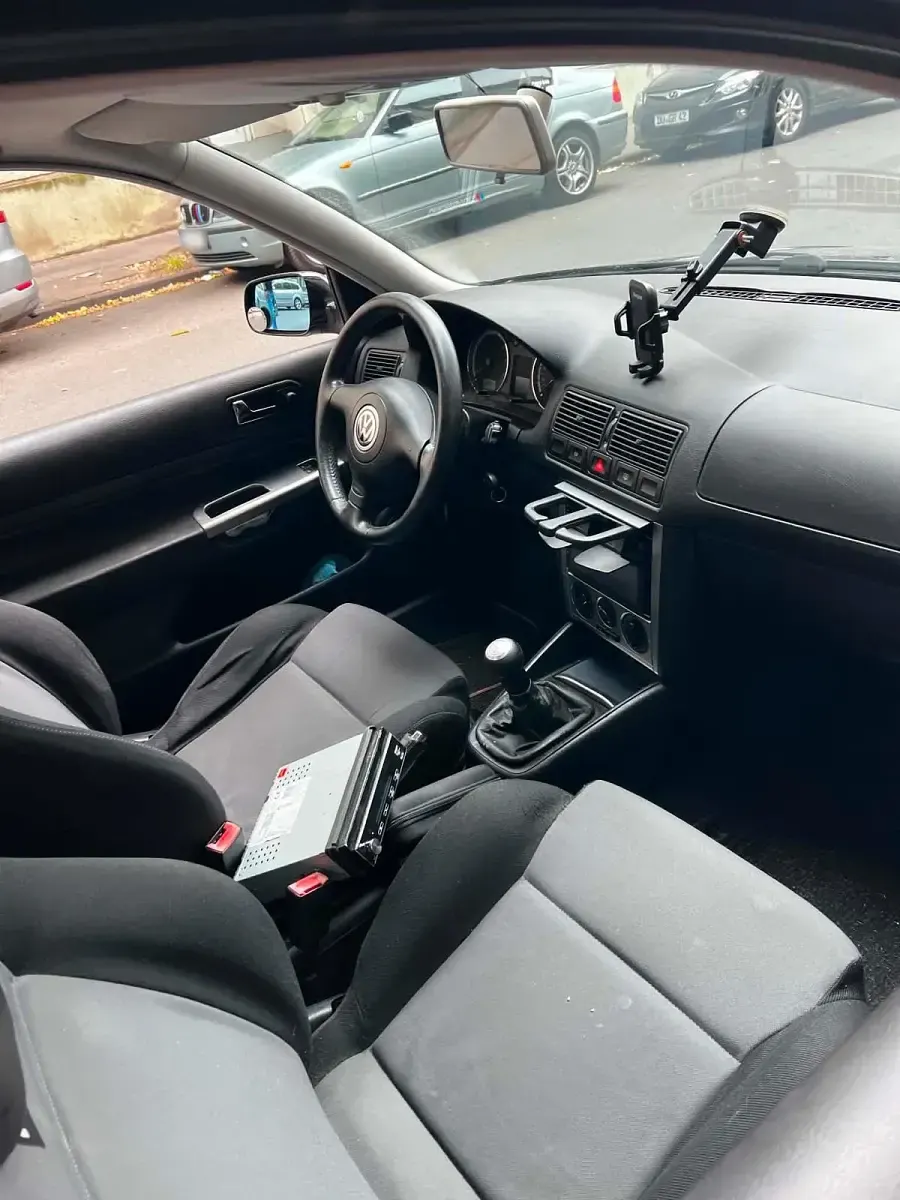 Gebraucht VW Golf 105 PS (77 kW) 2001 Blau Coupé