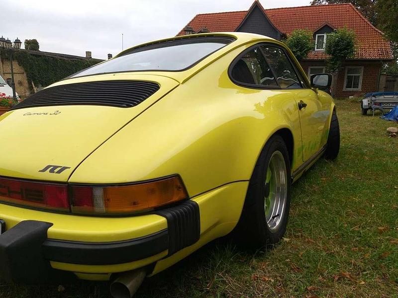 Gelb Gebraucht 1976 Porsche 911 Coupé | 125.000 € - Bild 1/4