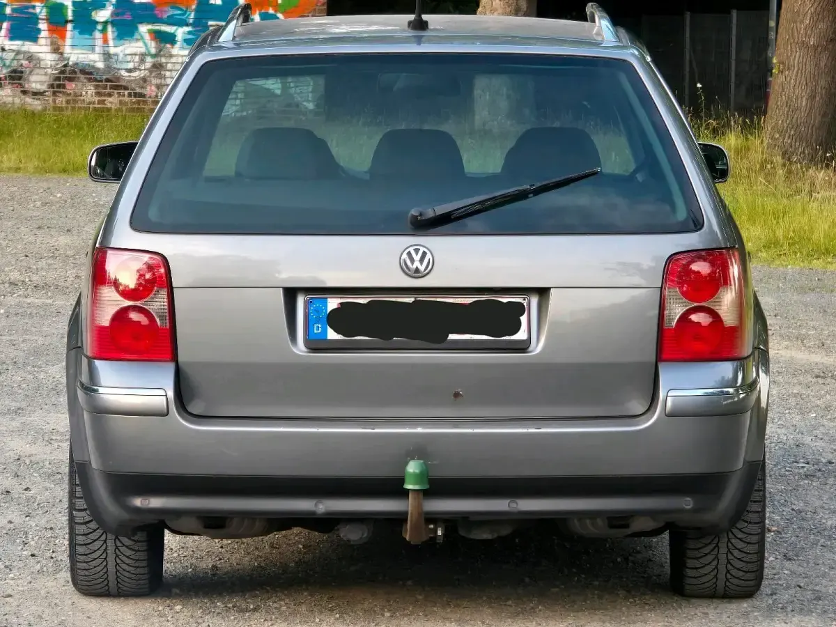 Gebraucht VW Passat Highline 150 PS (110 kW) 2003 Grau Kombi