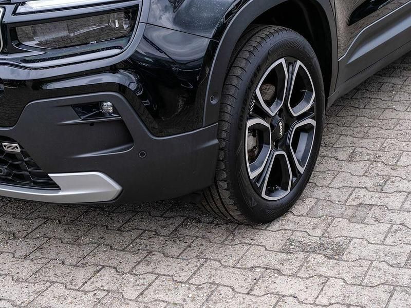 Gebraucht Jeep Avenger EV Summit 114 kW (156 PS) 2023 Solid black clear coat SUV