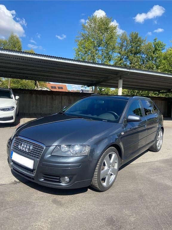 Grau Gebraucht 2007 Audi A3 Sportback S-Line Limousine | 3.300 € (Superpreis) - Bild 1/4