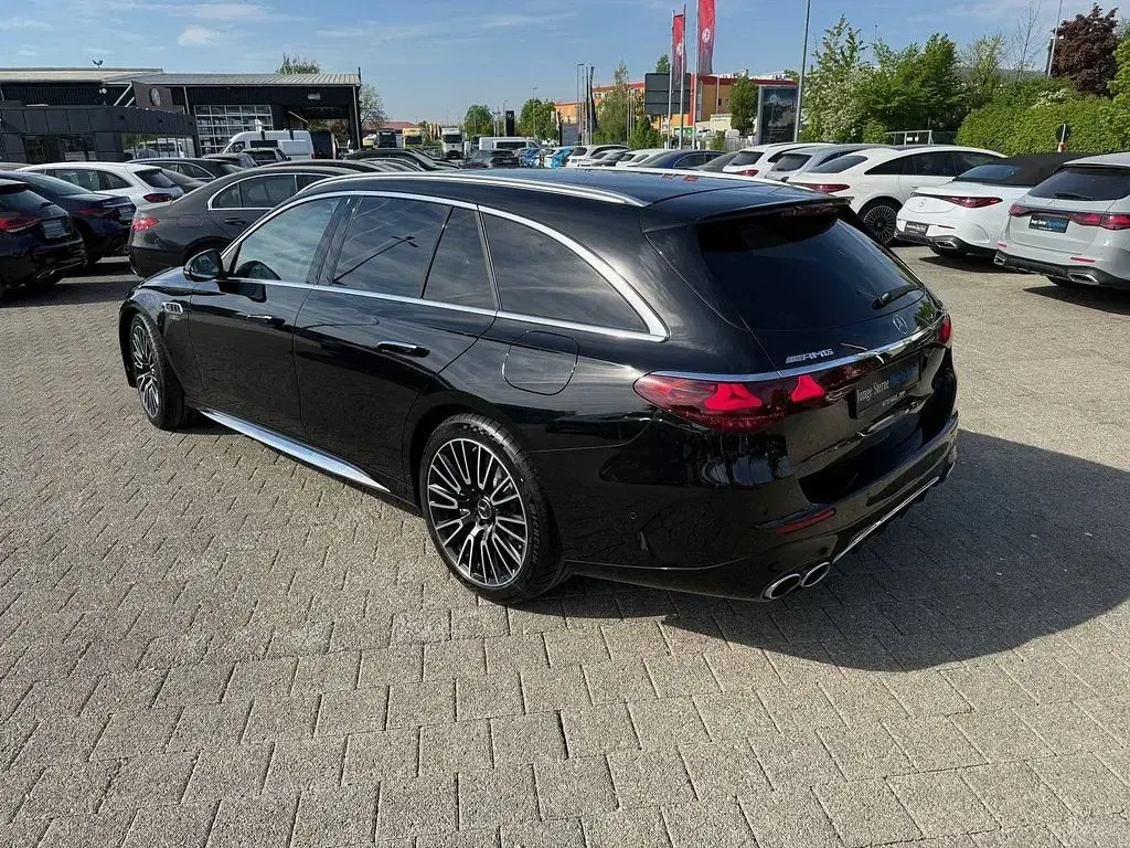 Gebraucht Mercedes E53 AMG Premium 449 PS (330 kW) 2025 Schwarz Limousine