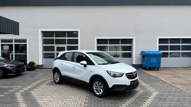 Weiß Gebraucht 2018 Opel Crossland SUV | 12.500 € (Etwas zu teuer) - Bild 1/4