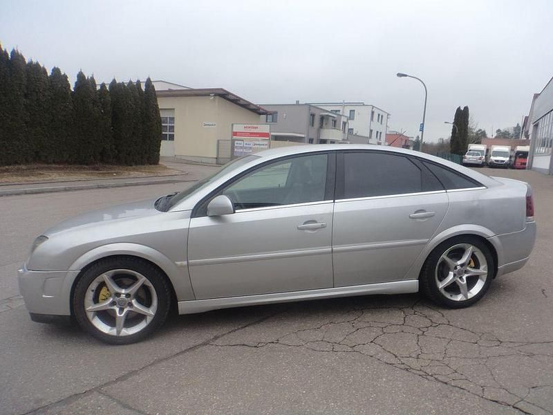 Gebraucht Opel Vectra GTS 211 PS (155 kW) 2004 Silber Limousine