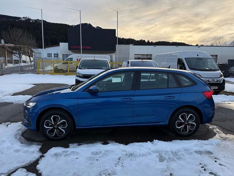 Neu Skoda Scala 95 PS (69 kW) 2026 Blau Kleinwagen