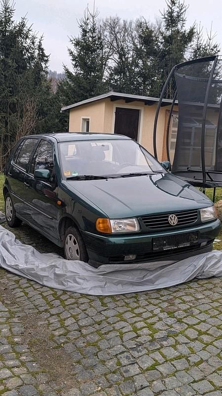 Grün Gebraucht 1999 VW Polo Kleinwagen | 599 € (Guter Preis) - Bild 1/3