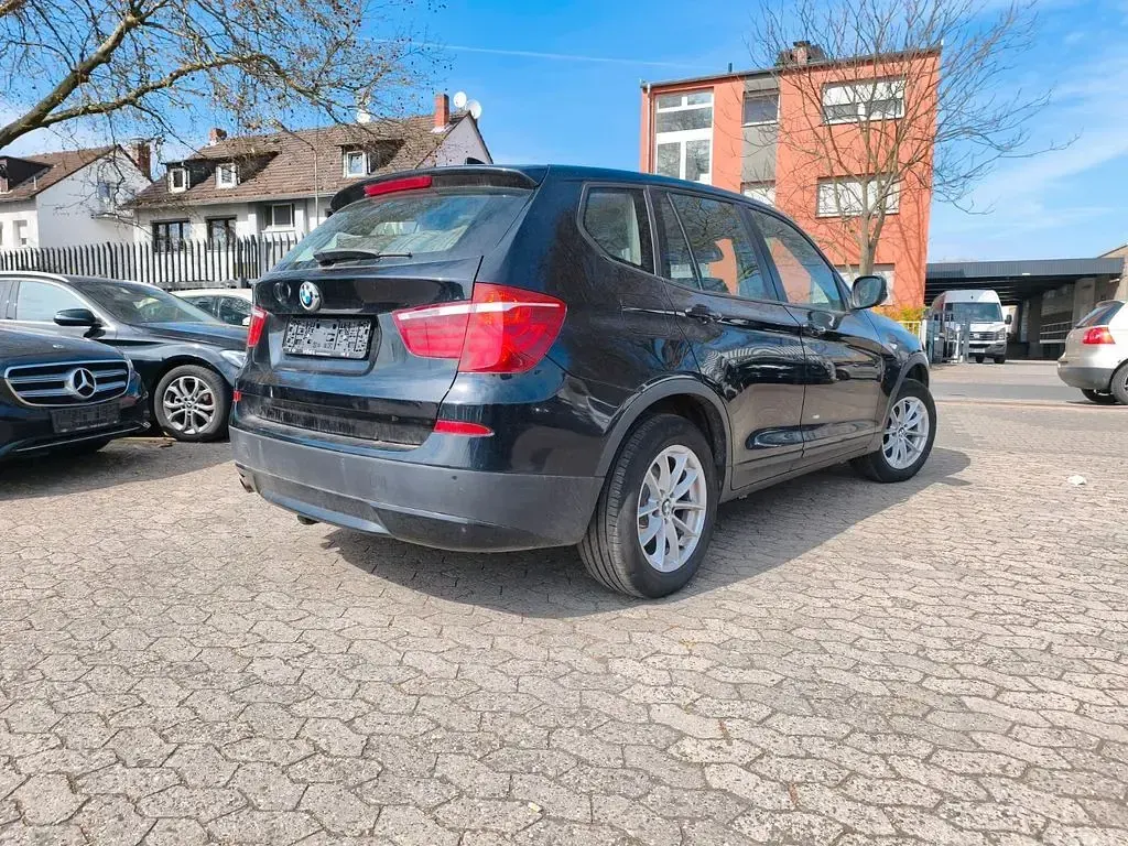 Gebraucht BMW X3 Sport Line 184 PS (135 kW) 2011 Schwarz SUV