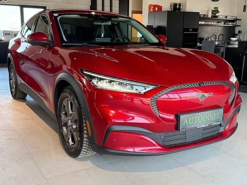 Gebraucht Ford Mustang Mach-E 216 kW (294 PS) 2021 Rot SUV