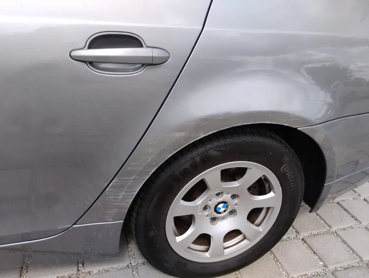 Używany BMW 520 170 KM (125 kW) 2004 Srebrny Kombi