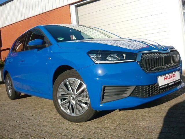 Gebraucht Skoda Fabia Tour 65 PS (47 kW) 2024 Blau Kleinwagen