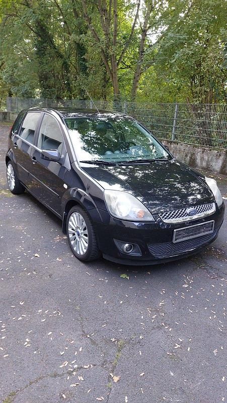 Schwarz Gebraucht 2008 Ford Fiesta Style Kleinwagen | 1.750 € (Guter Preis) - Bild 1/4
