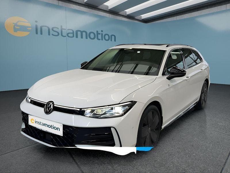 Gebraucht VW Passat 150 PS (110 kW) 2024 Weiß Kombi