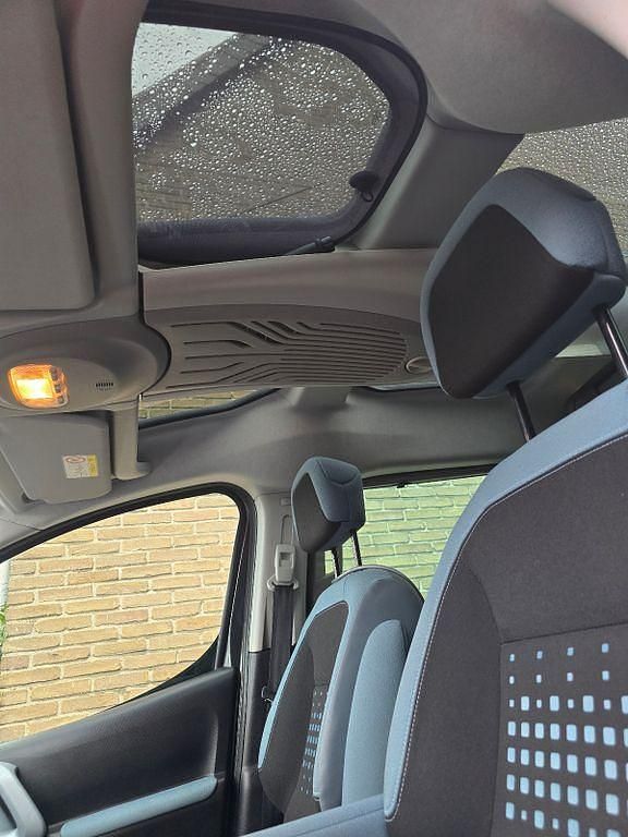 Gebraucht Citroën Berlingo Tendance 92 PS (67 kW) 2015 Grau Van / Kleinbus