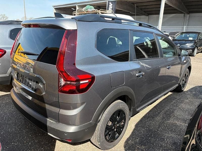 Gebraucht Dacia Jogger Extreme 101 PS (74 kW) 2024 Grau Van / Kleinbus