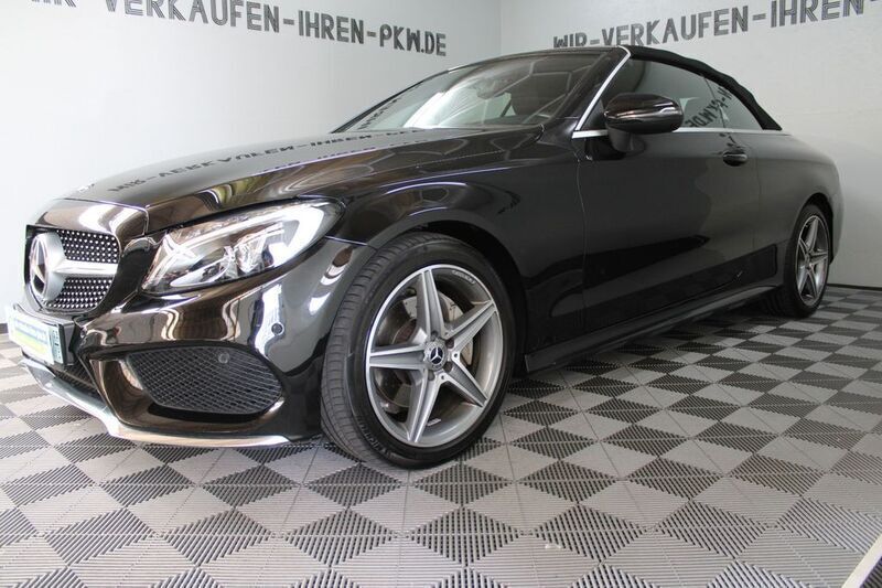 Schwarz Gebraucht 2018 Mercedes C220 AMG line Cabrio | 29.500 € (Fairer Preis) - Bild 1/4