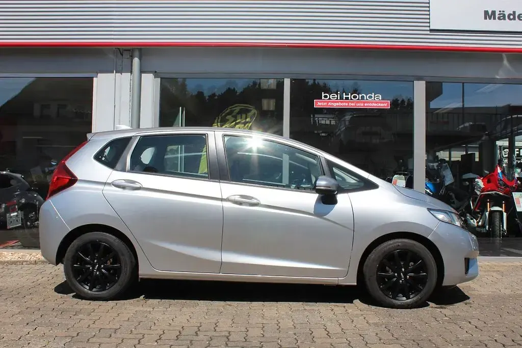 Gebraucht Honda Jazz Comfort 102 PS (75 kW) 2017 Silber Kleinwagen