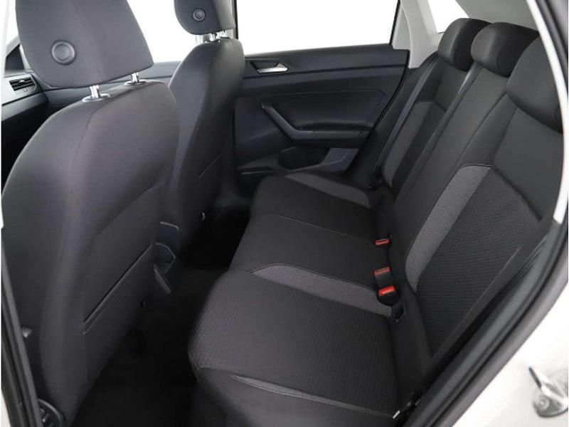 Gebraucht VW Polo Basis 95 PS (69 kW) 2026 Ascotgrau Kleinwagen