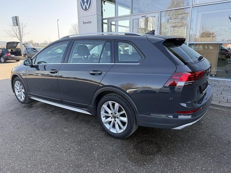 Gebraucht VW Golf Alltrack 200 PS (147 kW) 2022 Grau Kombi